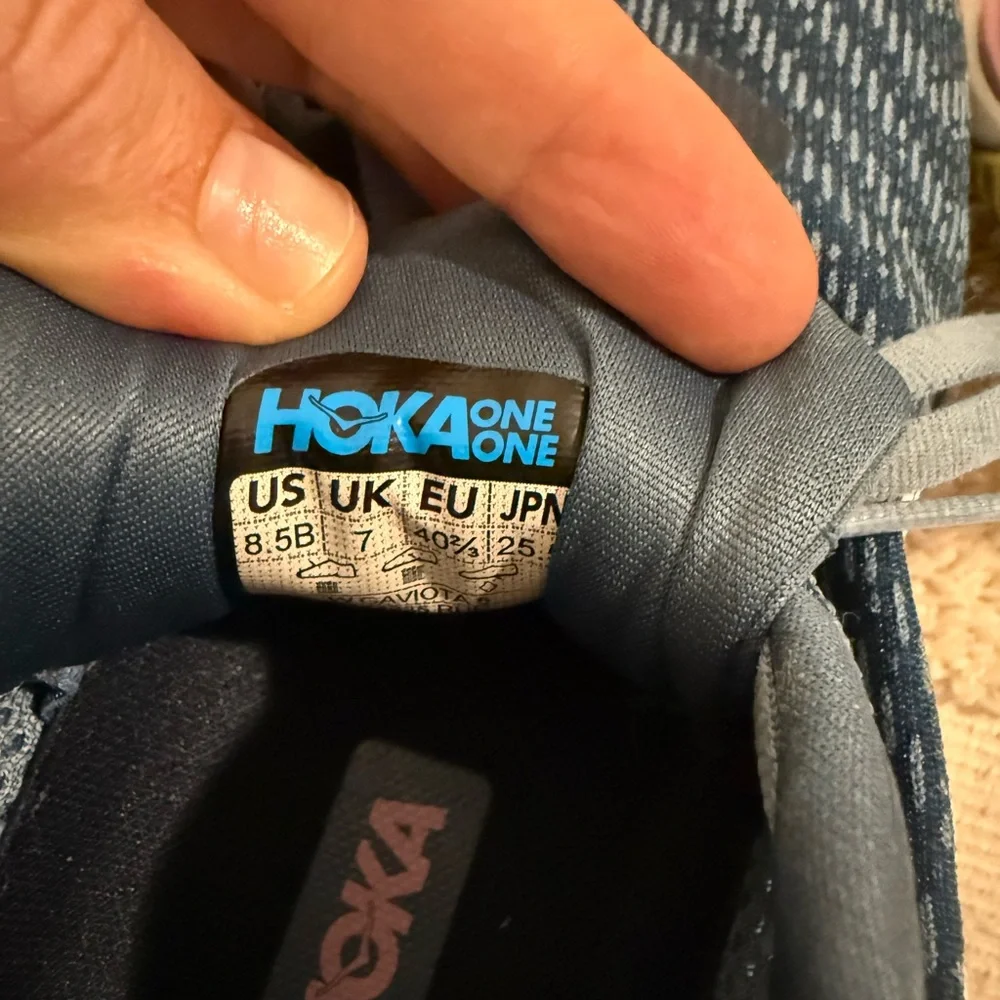 HOKA Dynamic Blue and Pink Sneakers Gaviota 5 - Picture 4 of 7